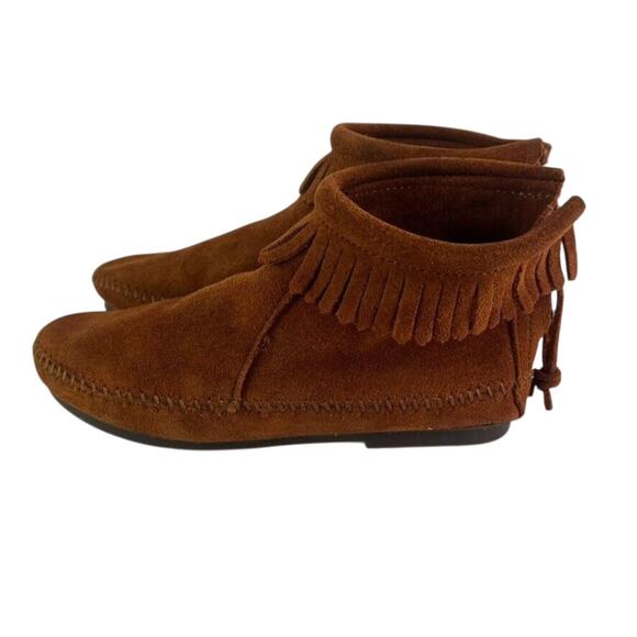 Minnetonka Moccasin Shoes Womens 4 Brown Fringe Back Zip Moc Ankle Suede Flats - Picture 1 of 12